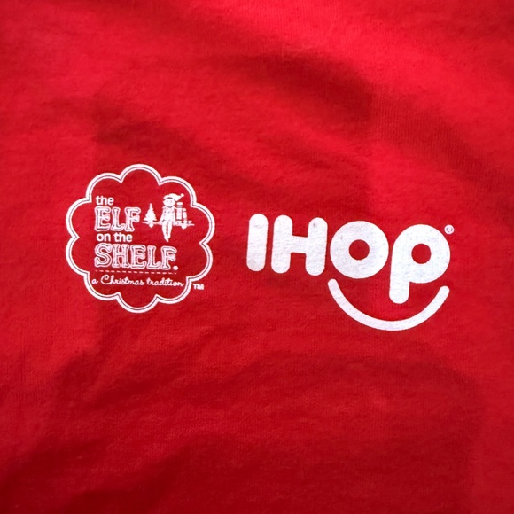Gildan IHOP Elf On The Shelf Graphic Tee Red Regular - Picture 4 of 6